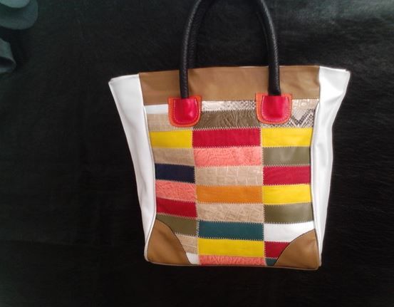 BOLSA EM COURO